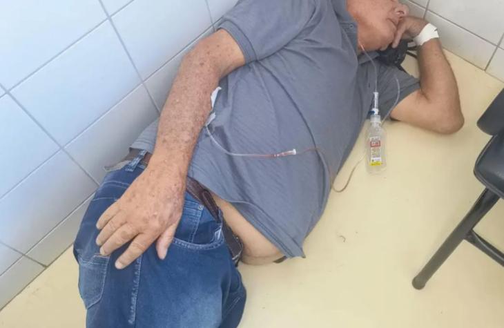 Idoso doente espera no chão após falta de atendimento no PA SUL