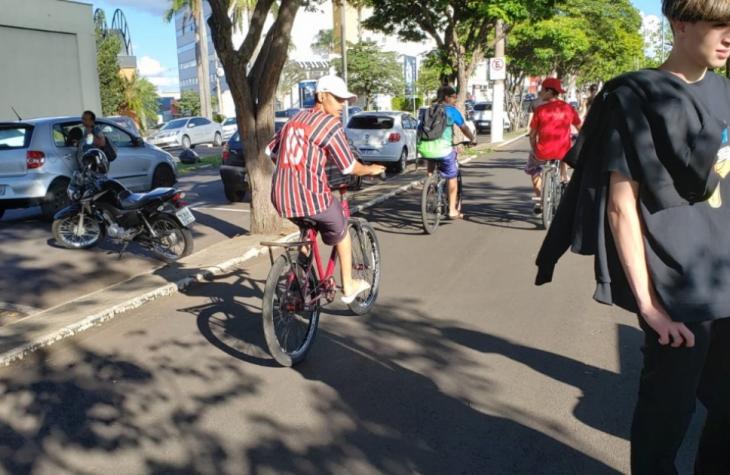 Polícia Militar e Emdurb fiscalizarão presença de ciclistas em pista da Esmeraldas