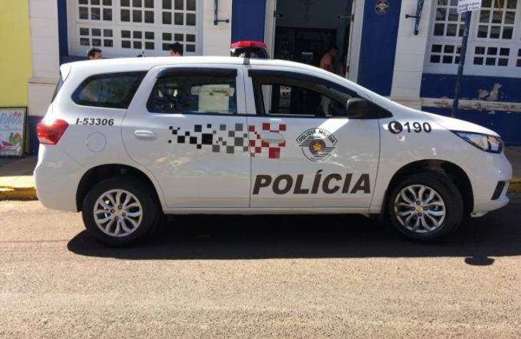 Usauario de crack rouba carro de ex