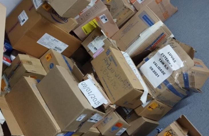 ESCÂNDALO : 400 caixas com remédios vencidos são encontrados na Medex