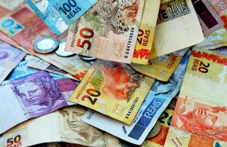 700 mil trabalhadores têm direito ao abono salarial; saiba quem pode sacar