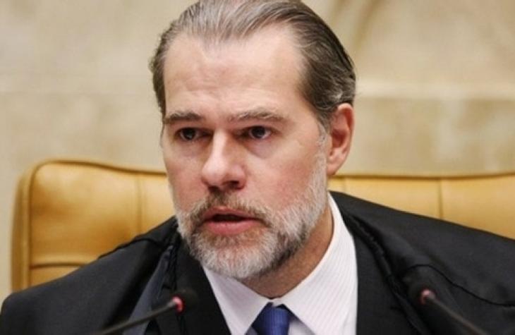 Ministro Dias Toffoli segue internado e sem previsão de alta.