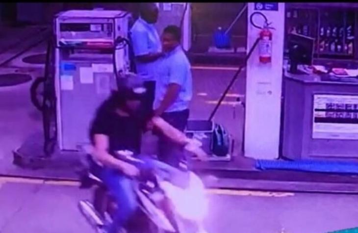 Motociclista abastece em posto de gasolina em Marília e foge sem pagar