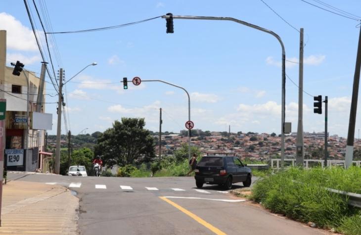 Prefeito Daniel Alonso investe em mais um importante semáforo na zona oeste e zona norte de Marília