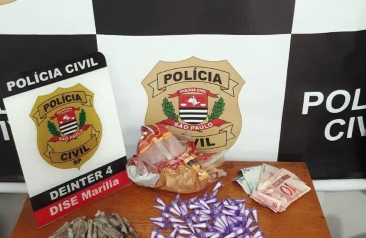 Foram apreendidas 260 porções de drogas na Zona Oeste e jovem de 19 anos foi presa por tráfico de entorpecentes