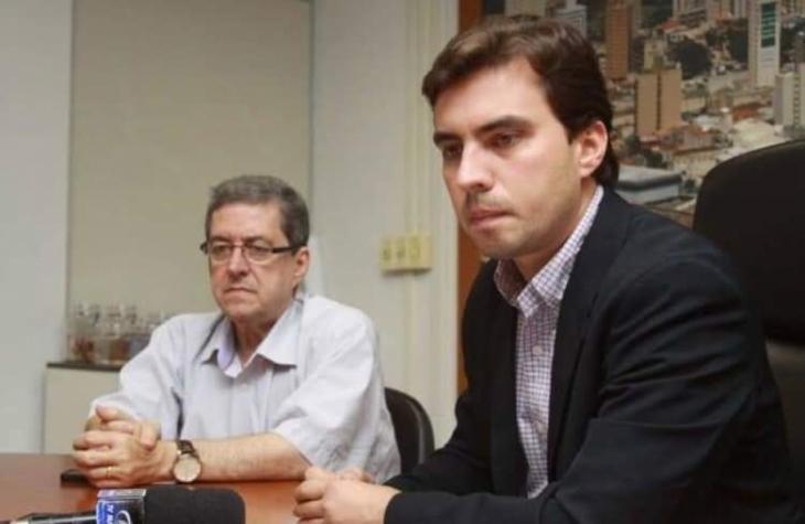Vinicius Camarinha vota contra os servidores estaduais. Ele foi alvo de protestos na manhã desta terça-feira em Marília