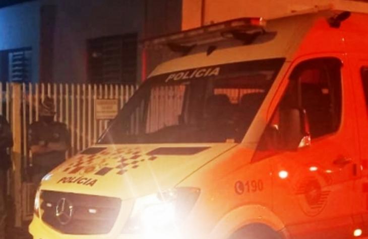 PM interrompe festa com 70 pessoas e apreende drogas após denuncia em Marília