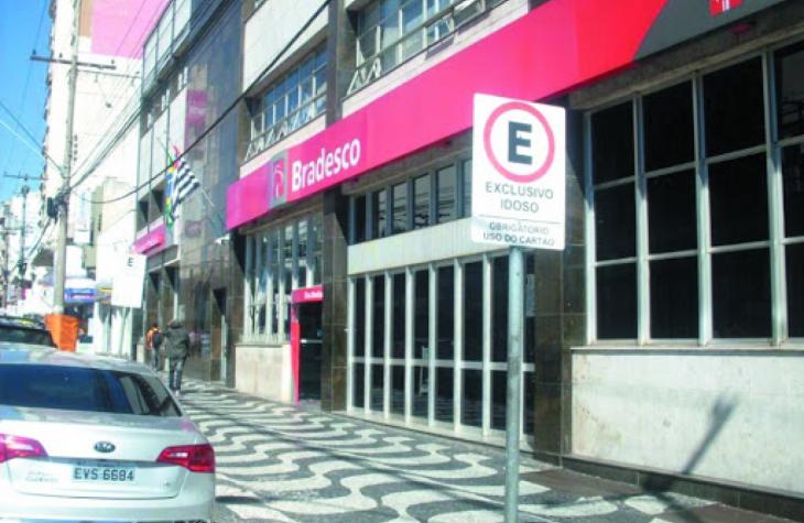 Nessa sexta-feira (7), permanecerá fechada a agência 002 do Bradesco, localizada na avenida Sampaio Vidal, cidade de Marília.
