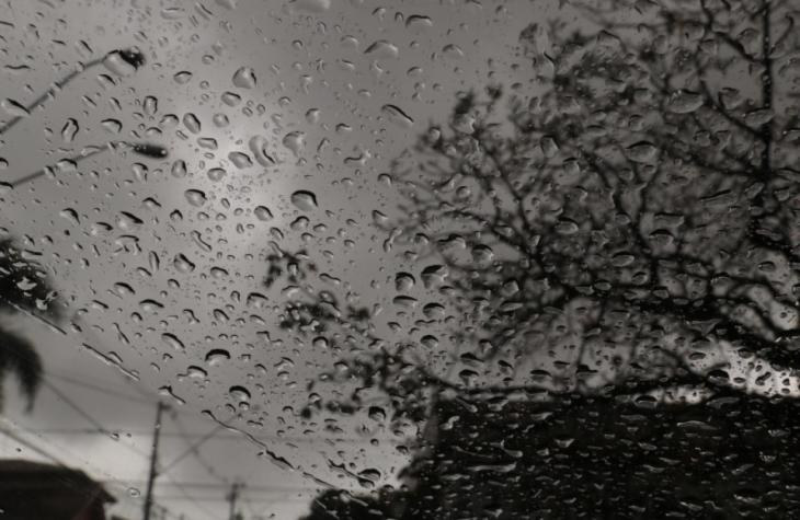 Chuva dá as caras e tempo deve permanecer instável até quinta