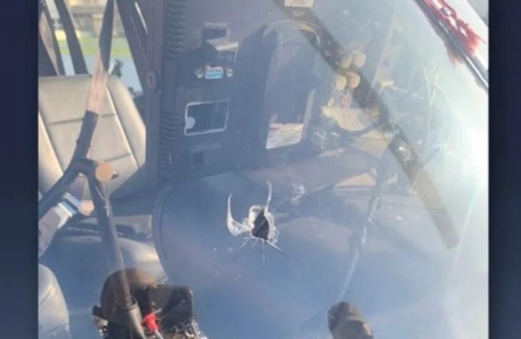 Helicóptero de Tv é atingido por tiro e faz pouso emergencial no Rio