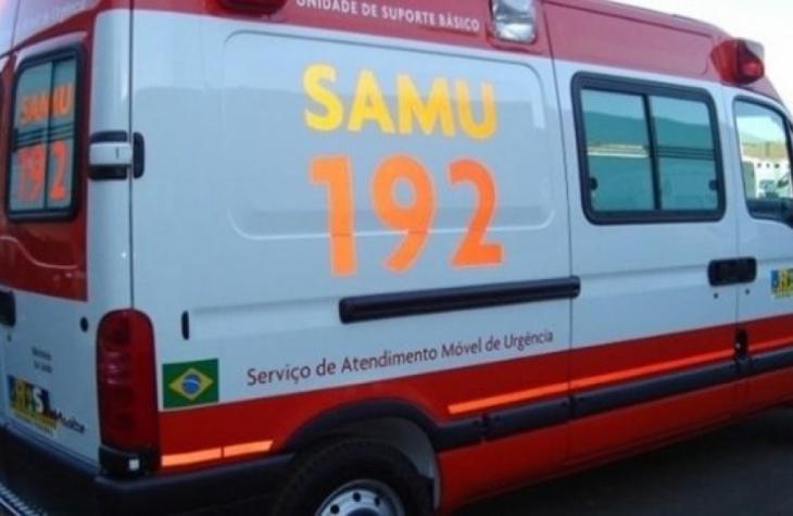 Homem encontra um invasor, todo ensanguentado, dentro de sua casa no meio da madrugada  