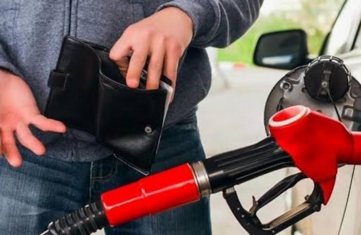 Abastecer o carro com gasolina ficou R$87  mais caro desde janeiro
