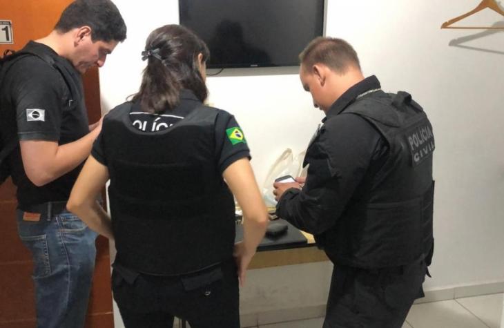 Professor preso em operação contra pornografia infantil oferecia filha para favores sexuais em troca de dinheiro