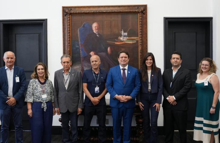 Deputada Dani Alonso discute plano de carreira e pagamento do 13º para os servidores do HC/FAMEMA