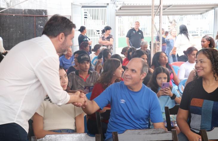 RICARDINHO MUSTAFÁ (PL) SE REÚNE COM MORADORES DA ZONA SUL E GARANTE MAIS MÉDICOS E ASFALTO NOVO
