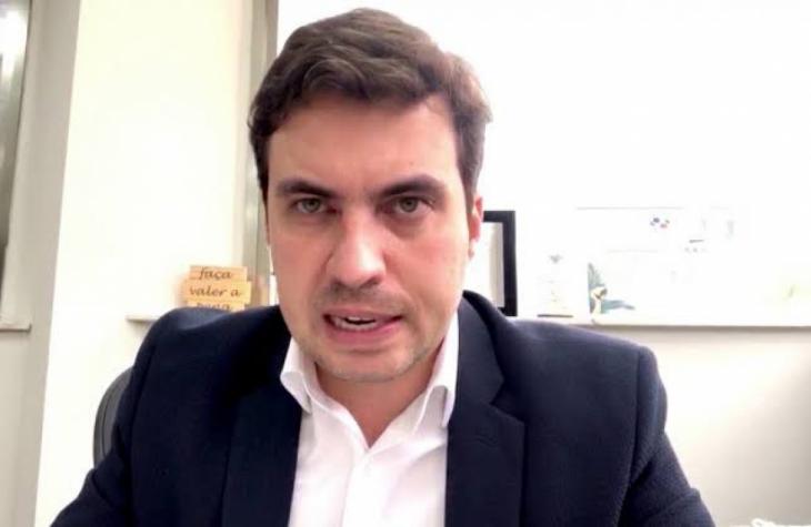 Vinícius Camarinha volta com desculpas: Diz que não tem dinheiro para pagar servidores, mas no primeiro mandato nunca pagou em dia