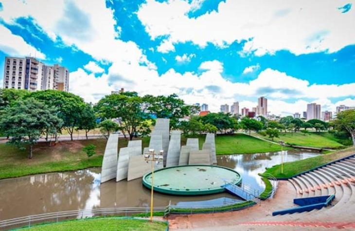Bauru se aproxima de 100 casos confirmados de coronavírus, com 7 mortes  Boletim epidemiológico emitido pela Prefeitura de Bauru aponta que o número d