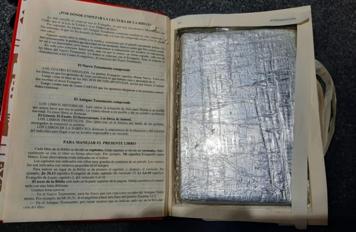 Dentro da bíblia: Polícia Rodoviária apreende drogas escondidas dentro de uma bíblia