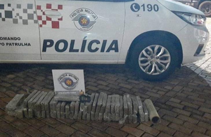 Sogro e genro são presos escondendo 63 tijolos de maconha no Jardim Ouro Verde em Ourinhos