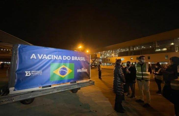 Butantan recebe 2 mil litros de IFA para produzir mais 4 milhões de novas doses da CoronaVac em SP
