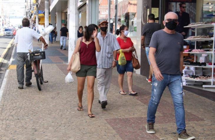 Comerciantes têm boas expectativas e se preparam para o Dia das Mães
