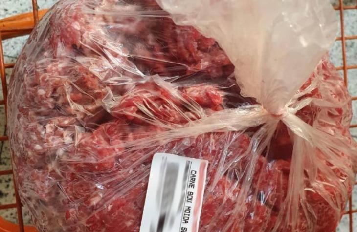 Supermercado da zona oeste é autuado por vender produtos com prazo de validade vencido