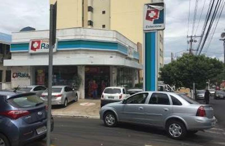 Três farmácias da mesma rede são furtadas em Marília