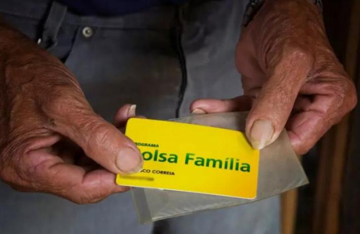 Recebe Bolsa Família? Veja se tem de declarar IR